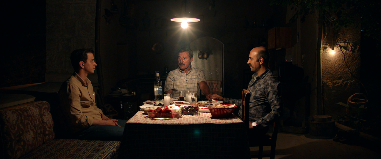 1+1 Express | Obruğun kıyısında